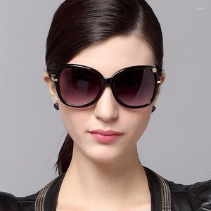 Солнцезащитные очки Aoubou 2023 Роскошные алмазные жемчужные оттенки поляризованные солнцезащитные очки женский бренд дизайн модный стиль UV400 Gafas 6178