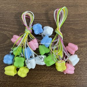 Kepsakes 100pcs Kształt zęba Mini zęby mleczne Pudełko Przechowywanie Piękne ząb Fairy Box Child Tooths Pougenir Oszczędź narzędzie do pojemnika narzędziem dentysty