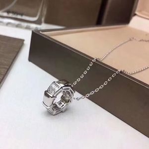 Designerpar enkla hänge halsband guld vit keramisk hänge halsband silver svart keramiskt mode med diamanter justerbara halsband par tillbehör
