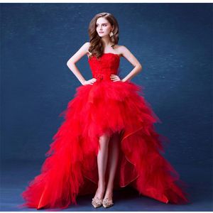 Czerwone sukienki ślubne z piór i kwiaty 2019 Sweep pociąg ślubne Suknie Vestido de novia224f