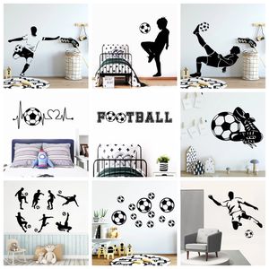 FC Wall Sticker Football Soccer Decalcomanie per la decorazione della camera dei bambini Adesivi in vinile Poster per ragazzi arredamento camera da letto Carta da parati murale