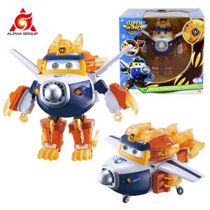 Action Toy Figures Super Wings S6 6 Inches Deluxe Transforming Paul with Lihght Sounds Robot Deformation Airplane Action Figures Anime Kid Toys 230608