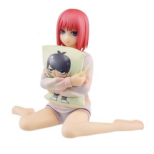 Action-Spielzeugfiguren, 11–22 cm, Anime-Figur, The Quintessential Quintuplets, Nino, Kissen, sitzende Position, Pyjama, Modellpuppen, Spielzeug, Geschenk, Sammelbox, PVC 230608