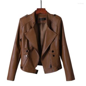 Jaqueta de lavagem de couro feminina roupas curtas para motocicletas 2023 primavera e outono moda com zíper casaco fino casaco feminino PU H3013
