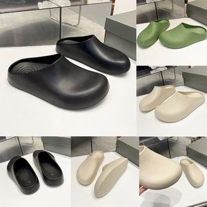 MULE Slide Sandals Designer Uomo Scarpe Luxury Slide Summer Fashion Pantofole piatte larghe Sandali da spiaggia Infradito scarpe spedizione gratuita 39-47