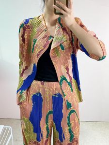 女性のための女性用ジャケットミヤケプリーツヴィンテージ春/夏の長袖アウターウェアコートカーディガン