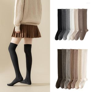 Kadın Çorap Çorapları Kadınlar Sonbahar ve Kış Buzağı Uyluk Taraması Pamuk JK Yüksek Tüp Siyah Uzun Düz Renk Diz üzerinde