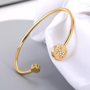 Link Bracelets Fashion Open Round Zircon A-Z Letters Bracelet Bangle For Women Men Stainless Steel Classic Couple Party Charm Jewelry Gift