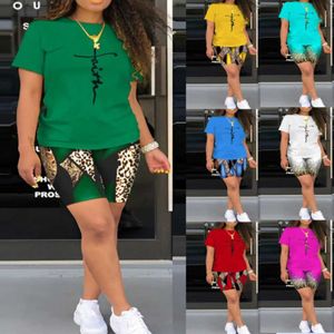 Women Tracksuits sportdräkter Designers kläder 2023 Spring and Summer Fashion Printing Short Sleeve T-shirt Shorts Set