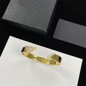 6 Bracciale in oro con diamanti in stile Braccialetto per unghie Bracciale rigido per donna Uomo Gioielli di lusso con braccialetti Lady Girl