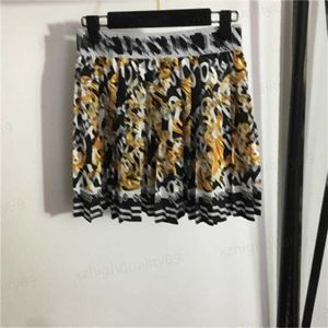 Mini saias sexy vestido de grife retrô estampado floral preto cintura alta meia saia curta plissada tecido de algodão luxuoso roupas femininas verão confortável e legal