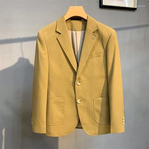 Garnitury męskie w stylu brytyjski w paski swobodne kurtki blezer męskie 2023 Waffle Slim Fit Business Blazers Coat Homme Formal Social Prom Tuxedo