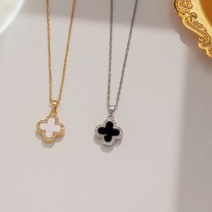 Designer Jewelry 18K Plated gold Necklaces girls Gift Clover Necklace Hot designer Pendant Necklaces women Elegant Highly Quality two-sided Choker