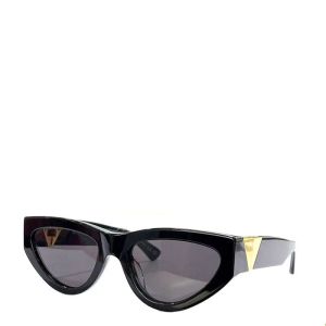 occhiali da sole per donna designer cat eye occhiali da vista uomo occhiali field adventure Occhiali ovali Stile Anti-Ultravioletto Retro Plate Full Frame Fashion Jelly color BV1176S