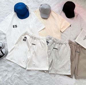 Projektant ESS dla dzieci chłopcy dziewczęta męskie damskie jednakowe stroje rodzinne zestawy odzieżowe ubrania letnie luksusowe koszulki szorty dres młodzieżowy strój sportowy