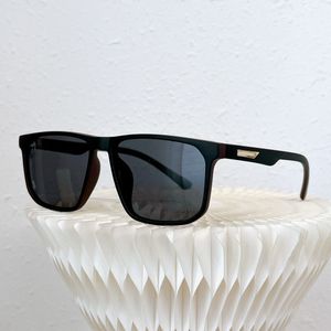 Zeitlose klassische Sonnenbrille für Damen Desigher schwarz grau passendes Schildpatt-Symbol Brillengestell weiblicher Modenschau-Charme