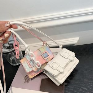 Kvällspåsar mini liten crossbody 2023 söt liten flicka myntpåse småbarn handväska handväska läder handväska bälte spänne axel