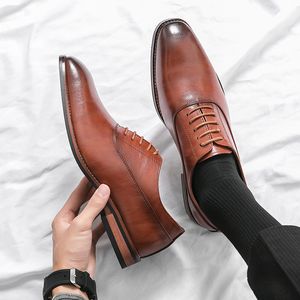 Men Fashion Oxford Shoes Party Wedding Shoes Classic Business Formal Pointed Leather Shoes Man Boss Social Office Shoes
