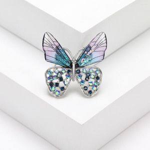 Broşlar kadın mavi kristal sevimli kelebek kadınlar için lüks gümüş renk alaşım hayvan broş güvenlik pimleri