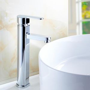 Banyo lavabo muslukları gümüş tek delikli havza musluğu krom kaplama bakır yıkama mikseri musluk ve soğuk whosale veya perakende