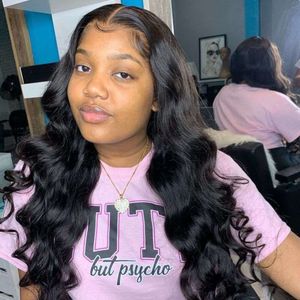 Body Wave Spets Front Wig 100% Human Hair 13*4 Loose Deep Wave Full Spets Frontal Wigs PRELUCKED WAVY PERUS FÖR KVINNA HUR HÅR