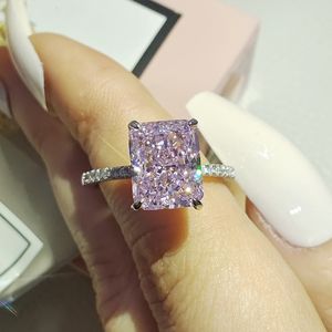 Bröllopsringar Design Luxury Pink Ice Cut 925 Sterling Silver Ring For Women Wedding Engagement Finger Lady Gift Jewelry R7233S 230608