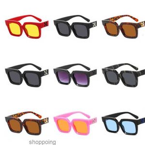 Moda Çerçeveleri Güneş Gözlüğü Marka Erkekler Güneş Gözlüğü Arrow X Çerçeve Gözlük Trend Kare Sunglasse Spor Seyahat Güneş Gözlükleri