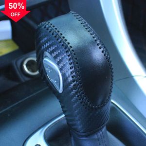 NY CAR PU LÄDER COLTER FIBER SUDE SHIFT KNOB COVER för Ford EcoSport Escape Fusion C-Max Energi Wagon Fiesta Focus Transit Van