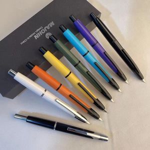 Fountain Pens Majohn A2 Basın Kalemi Geri Çekilebilir İnce NIB 04mm Reçine Mürekkep Dönüştürücüsü A1 230608'den daha hafif Noel hediyesi yazmak için