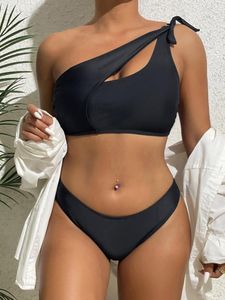 Damenbadebekleidung Micro Bikinis 2023 Badeanzug Frauen Solid Black Zweiteilige Bikini Set One Shoulder Push Up Badeanzug Sommer Strand