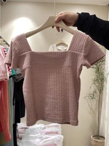 Koszule damskie 2023 Koreańskie eleganckie letnie damskie topy kwadratowe szyję krótkie rękawowe koszulka moda moda