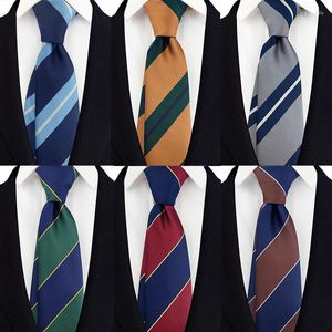 Bow Ties 2023 Classic Men Charming Polyester Stripe Splice Gentleman Busseness Party Wedding Neck Suit Suit Accessories Gift