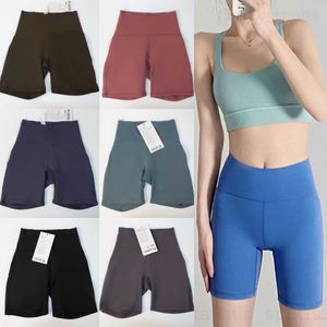 Yoga 3 Pantaloni corti Lady Bodybuilding Tre pantaloni Alta elasticità Allenamento Abbigliamento sportivo Pantaloni sportivi Scrunch senza cuciture Leggings da allenamento elasticizzati