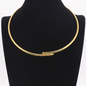 Lüks Tasarımcı Gold Nail Chokers Kadın Paslanmaz Çelik Moda Kolye Takı Hediyeleri Logo Yüksek Kaliteli Erkek İçin Hediyeler