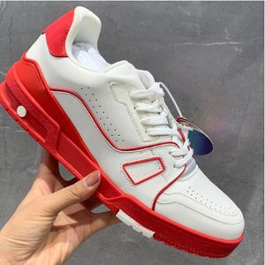 2023 Mens Casual Flat Trainer Sneaker Luxury Designer Respirável White Tennis Sport Shoe Up Multi Colored For Autumn Winter mkijiui0000003