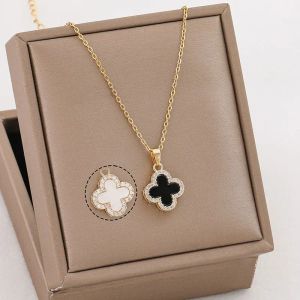 NEUER Designer-Halskettenschmuck, 4-blättriges Kleeblatt-Anhänger, Halsketten, Armband, Ohrstecker, Gold, Silber, Perlmutt, grüne Blumen-Halskette, Link-Halskette in Geschenkqualität