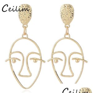 Dangle Chandelier Fashion Retro Simple Alloy Gold Plating Hollow Big Face أقراط للنساء