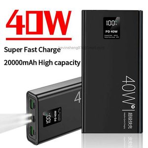 Gratis anpassad logotyp PD40W Tvåvägs snabb laddning Power Bank Portable 20000mAh Charger Digital Display Extern Battery ficklampan för iPhone MI