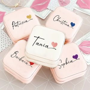 Party Favor Personalized Jewelry Box Travel Jewelry Case with Name Mother's Day/Birthday/Holiday/Christmas Gifts for Her Bridesmaid Proposal 230609