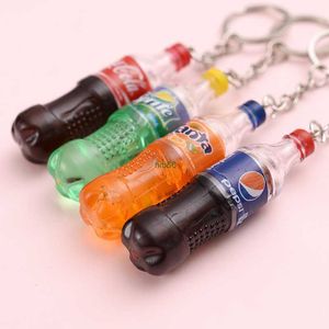 Jgr7 Schlüsselanhänger Lanyards Simulierte Getränkeflasche Schlüsselanhänger Harz Puppe Paar Schlüsselanhänger Männer Frauen Taschenanhänger Kinder Mini Dosengetränkeflasche