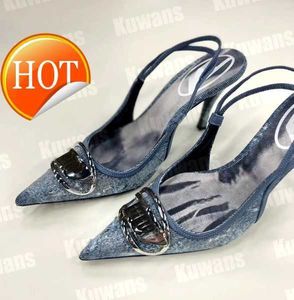 Scarpe eleganti SB Denim Tacchi Slingback Sandali da donna Pompe D Kittie Tela D Venu Spiaggia Estate Designer di lusso Tacco alto Festa Matrimonio sexy Pelle 1