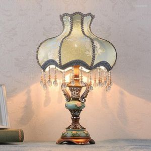 Bordslampor Europeiska romantiska lampor Petal Princess Desktop Decoration For Bedroom Bedside Living Room Soffa Coffee