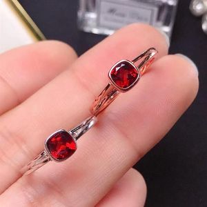 Cluster Rings 2023 Fashion Natural Garnet Gemstone Ring For Women Jewelry Real 925 Sterling Silver Charm Fine Good Gift