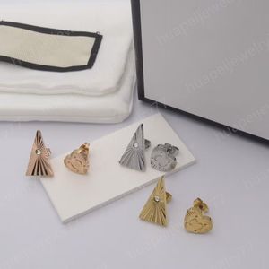 Designerälskare örhängen Kvinnors bokstäver örhängen asymmetrisk triangelstjärna örhängen 925 silvernålörhängen bröllopsfest smycken med lådan set