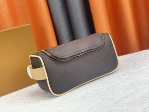 La nuova borsa in pelle da donna presbite moda di alta qualità due dimensioni tre colori