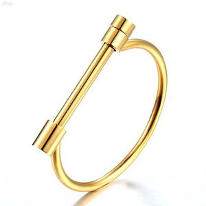 Fine High Polished 18k Gold Plated Stainless Steel Horseshoe Cuff Screw Nail Bracelets Bangles