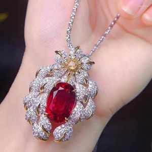 Pendant Necklaces Vintage Luxury Red Ruby Flower Shape Brooch/Pendant Color Silver Gemstone Necklace Elegant Ladies Party Jewelry