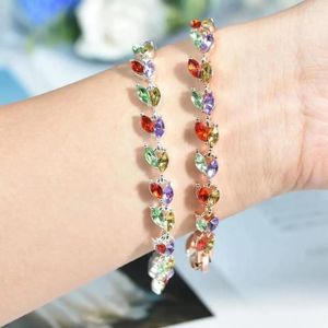 Strand 2023 Fashion Unique Design Elegant Exducite Light Luxury Colorful Zircon Leaf Armband Women Jewelry Party Present Partihandel