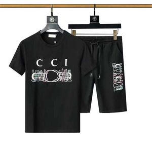 Fatos de treino de marca mais vendidos roupas de corrida de luxo t-shirt de manga curta e calções primavera verão designer de moda casual fato desportivo 8CEU