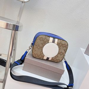 Saco de câmera sacos de ombro designer bolsa tote feminino clássico quadrado náilon mensageiro carteira bolsa axilas satchels tamanho 22cm
